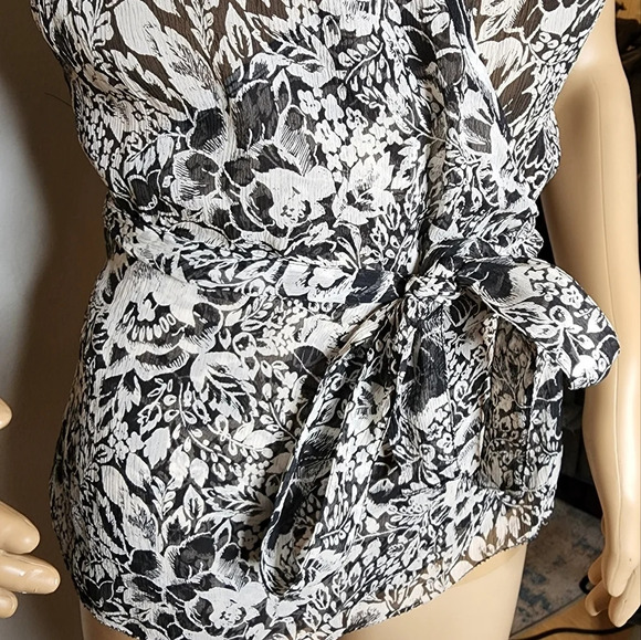 Semantiks silk wrap blouse - Picture 6 of 15